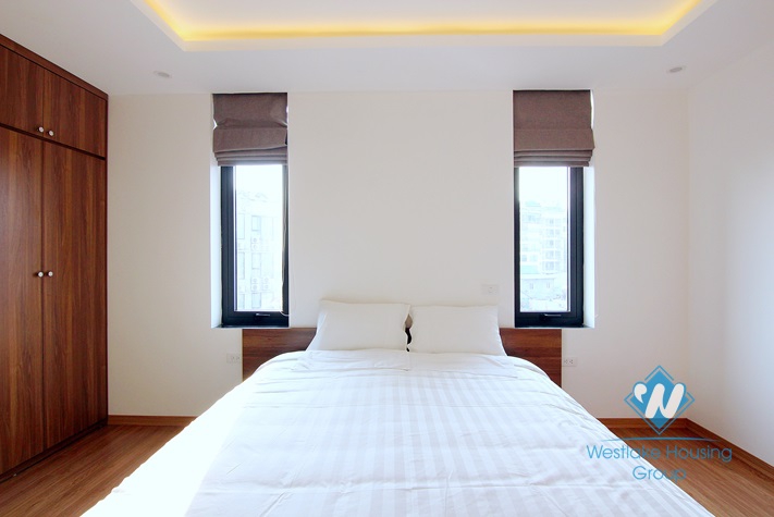 An excellent and charming apartment with 2 bedrooms for rent on Xuan Dieu 